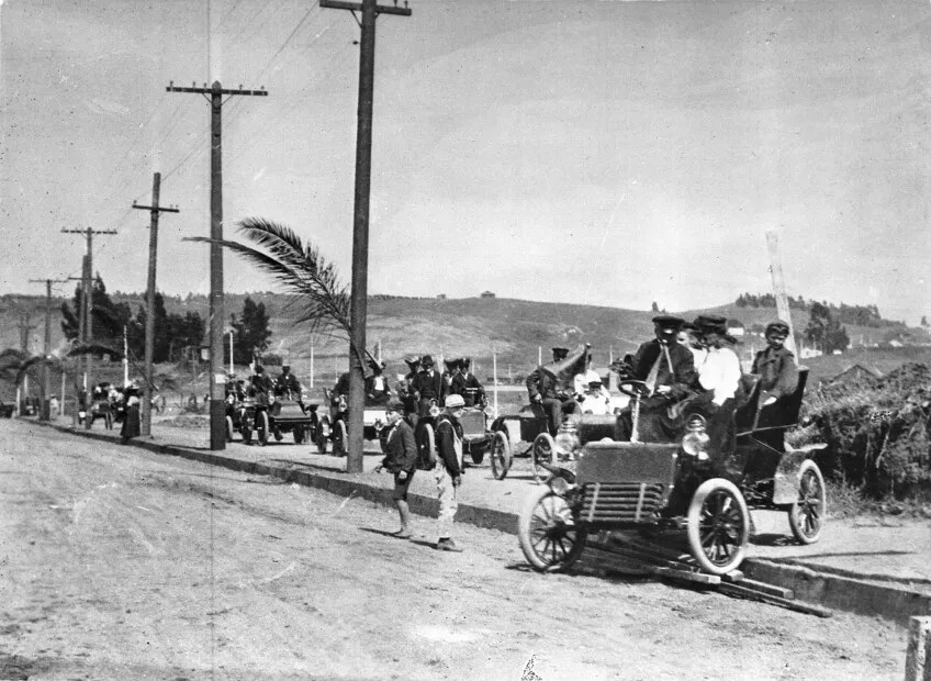 Sunset Blvd Opening 1904
